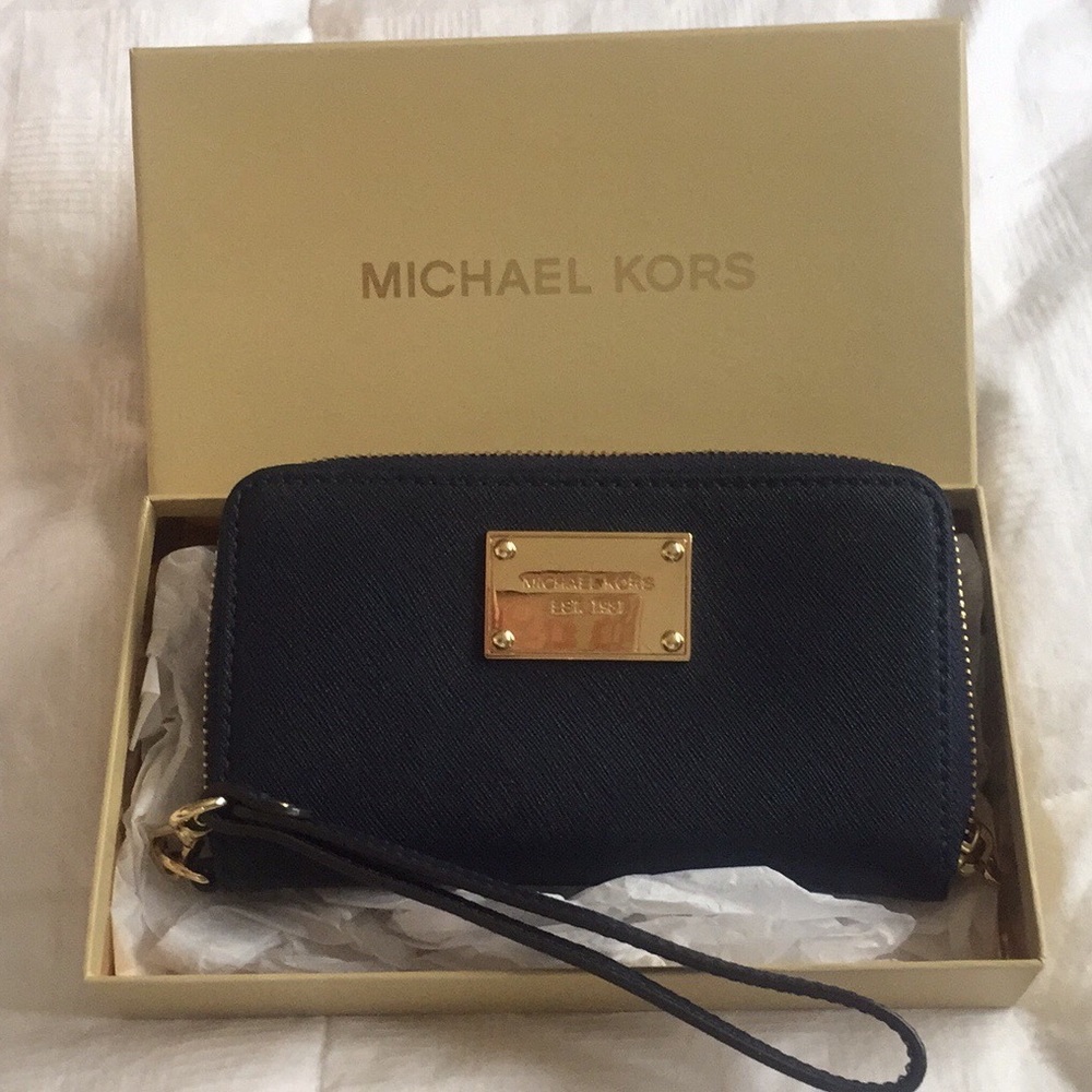 Michael Kors Navy Wristlet
